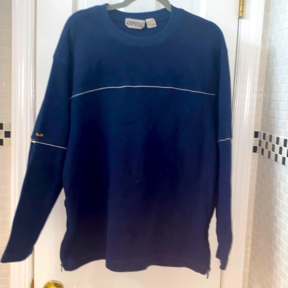 Aeropostale navy blue polyester fleece crew neck sweatshirt. Size Large.